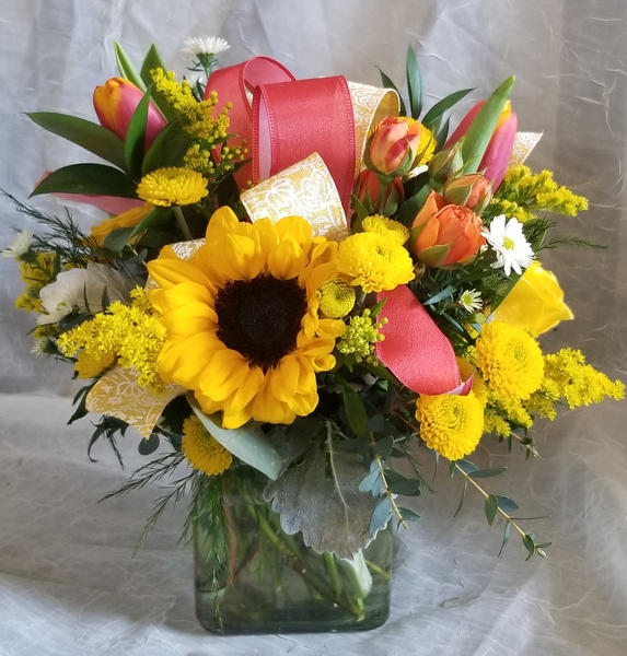 Sun Kissed from Lazy Daisy Flowers and Gifts in Keysville, VA